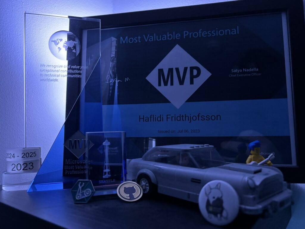 Microsoft MVP Award Statue